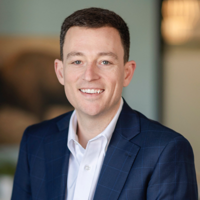 Tom Quigley Headshot website (4)